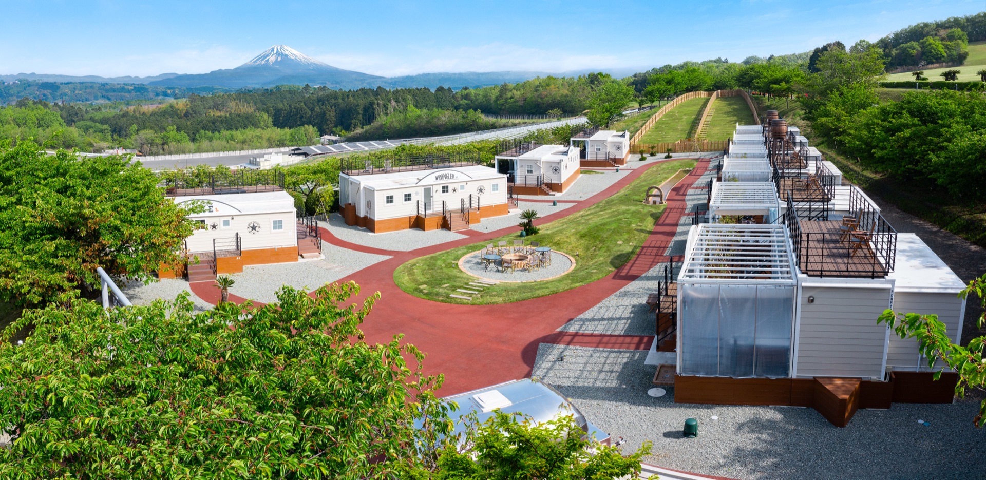 中伊豆 EAST WINDS VILLAGE 開業